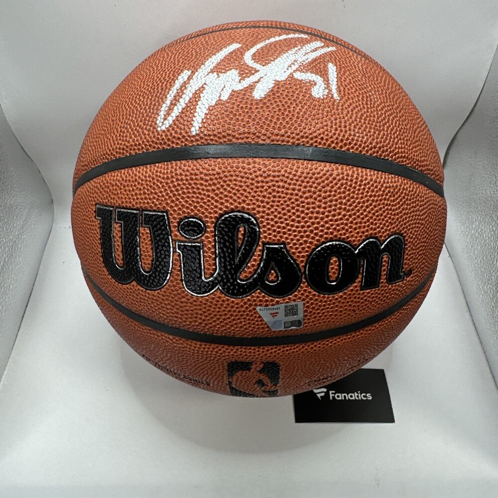 Dominique Wilkins Hawks Wilson Basketball | Fanatics COA | Autographed/Signed